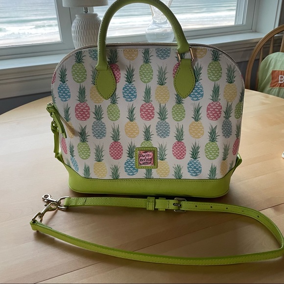 [SOLD] Like New Dooney and Bourke Tiki Satchel Bag - Picture 5 of 7